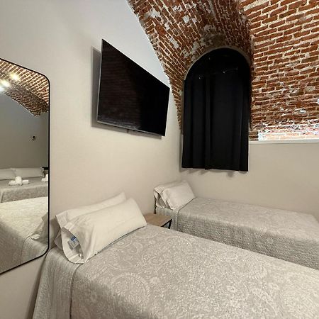 Cc Opera Suites Madrid Eksteriør billede