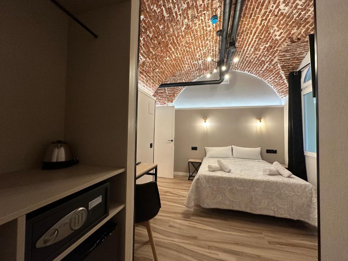 Cc Opera Suites Madrid Eksteriør billede