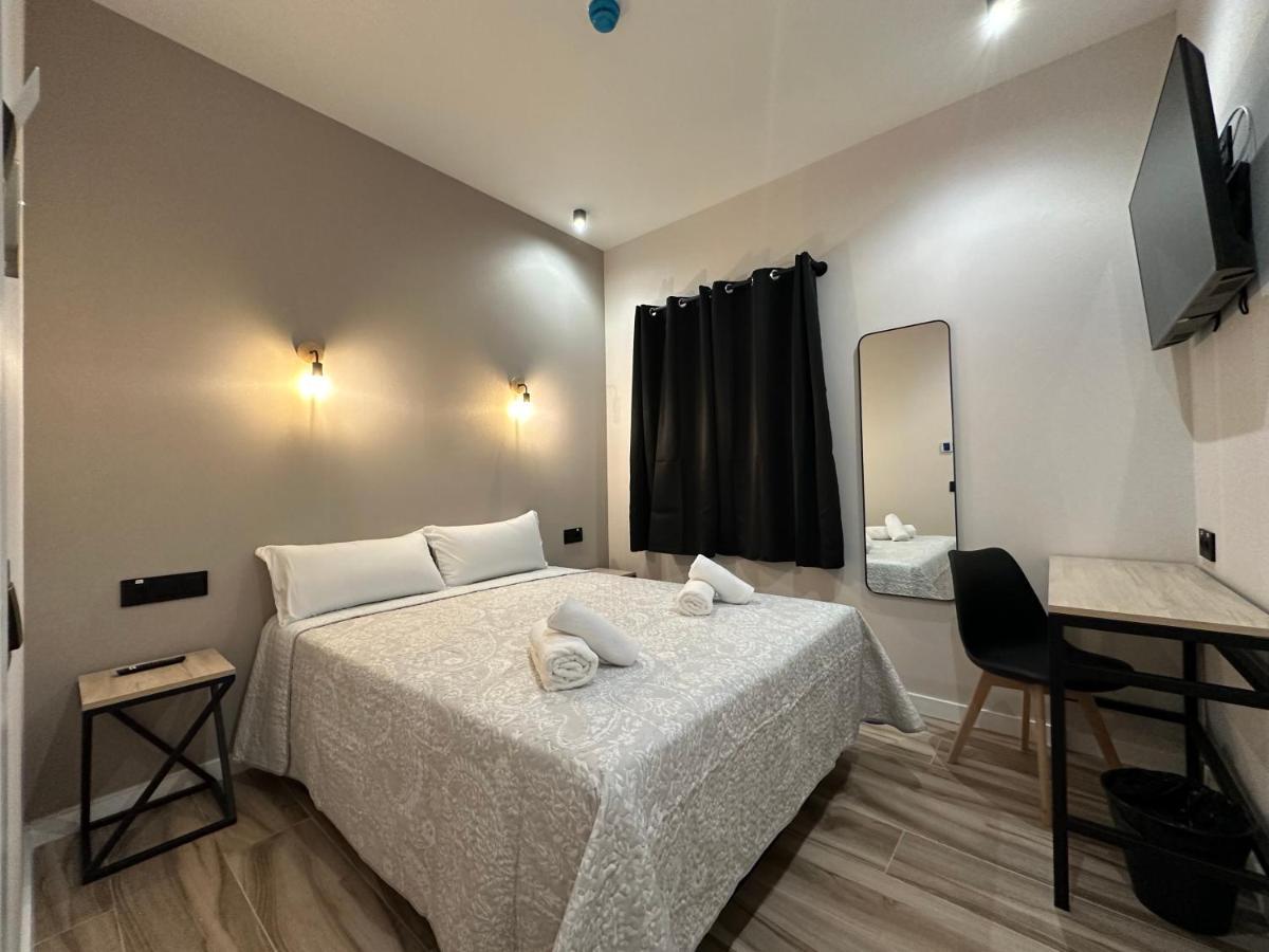 Cc Opera Suites Madrid Eksteriør billede