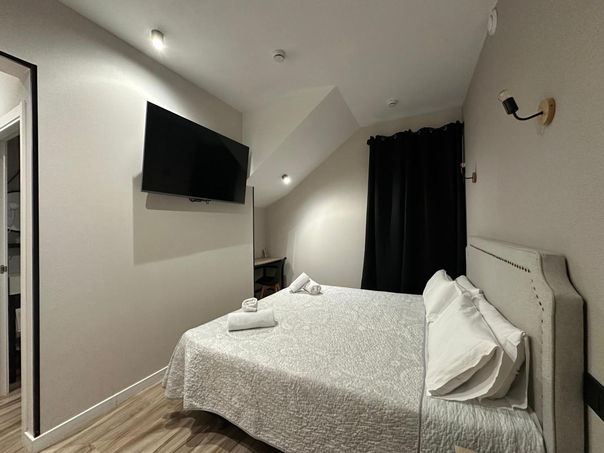 Cc Opera Suites Madrid Eksteriør billede