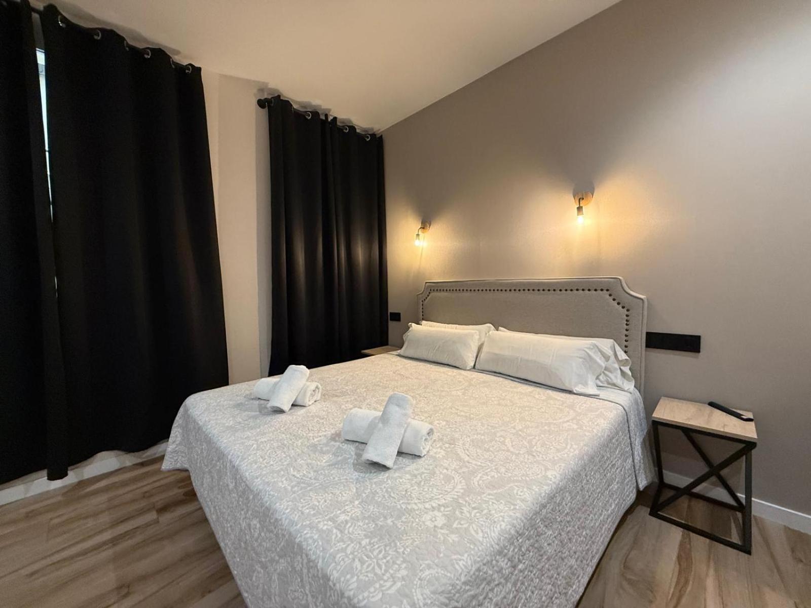 Cc Opera Suites Madrid Eksteriør billede